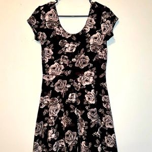 💜 5 for $15 EC Black Floral Rose Goth Mini Skater Dress witch flowers gothic